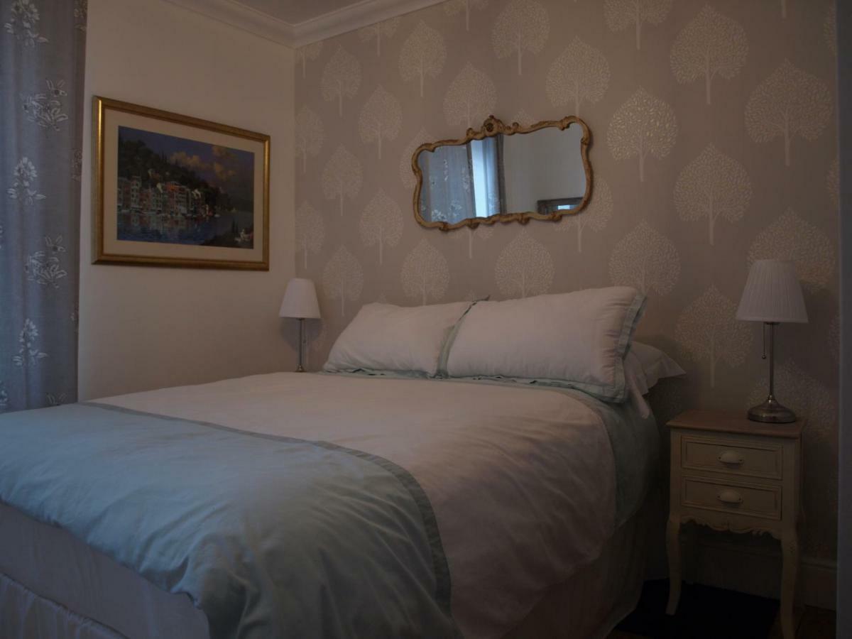 Gentian House Bed & Breakfast Мидълтън ин Тисдейл Екстериор снимка
